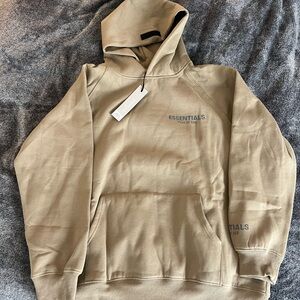 Fear of God ESSENTIALS hoodie. Size L brand new w tags 💕